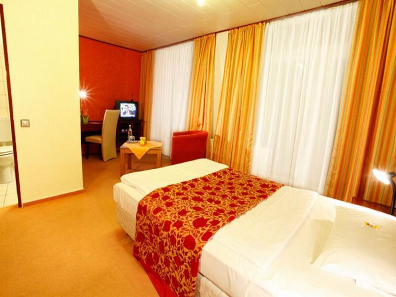 Hotel Senator Dortmund Exteriör bild